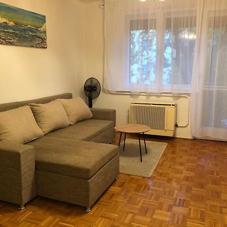 Karman Apartman - 2 Bedroom Entire Flat In The Center Jászberény 외부 사진